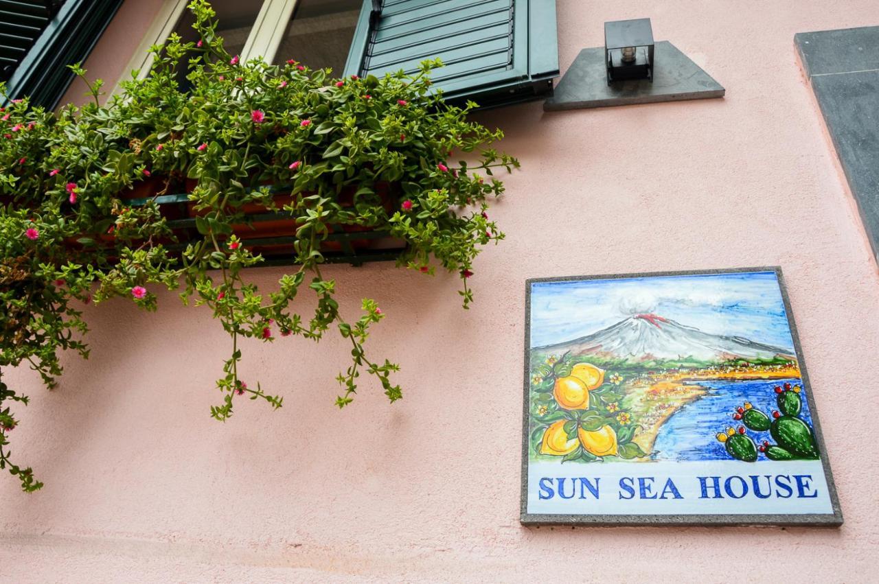 Sun Sea House Taormina Apartment Giardini Naxos Ngoại thất bức ảnh